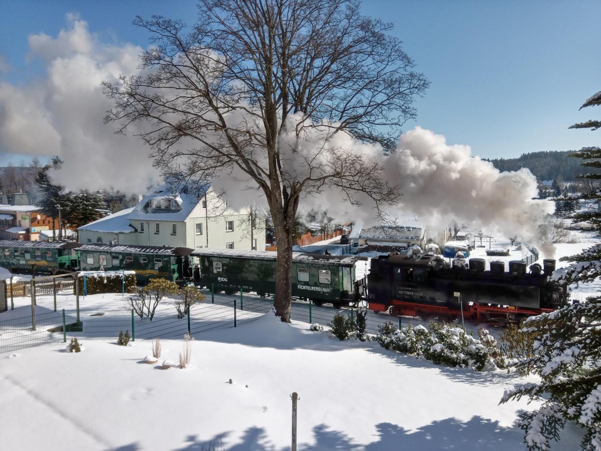 Ferienwohnung Im Wiesenthal Oberwiesenthal Exteriör bild